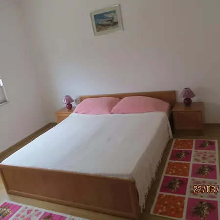 아파트 By The Sea - 11710 로고즈니차