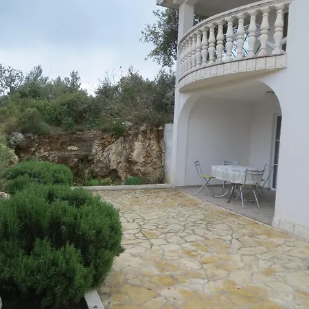 By The Sea - 11710 아파트 *