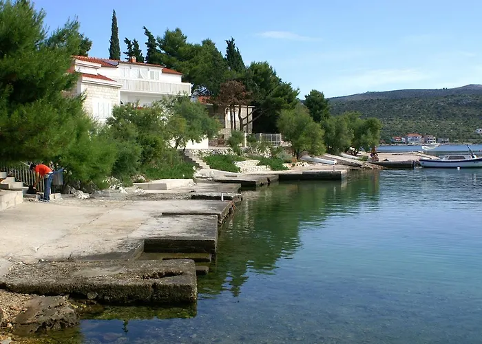 By The Sea - 11710 Rogoznica (Sibenik-Knin)
